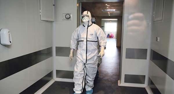 قصة حدثت بمراكش...شخص تأكد من إصابته بفيروس كورونا بعد ليلة من الانتظار ليعود إلى منزله بطريقة جنونية