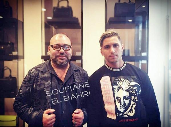 أول صورة للملك محمد السادس بعد إزالته ضمادة العين