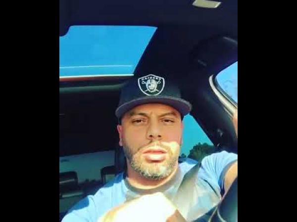 الرابور "مُسلم" يرد على منتقديه: أنا ديال شيحاجة أعمق وأبعد من مقاطعة الماء و الحليب (فيديو)