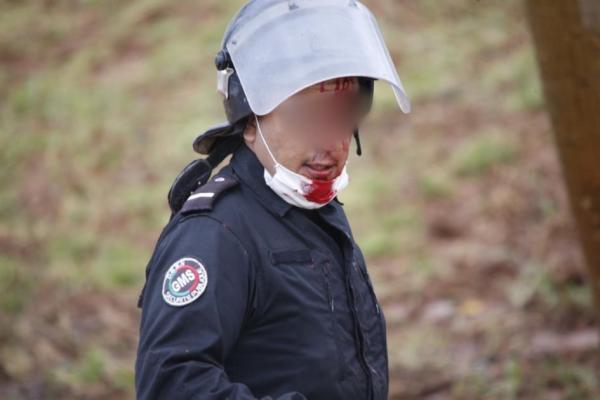 فيديو شنيع يٌوثق واقعة اعتداء على شرطي خلال أحداث "الأحد الأسود" بالرباط  (فيديو)