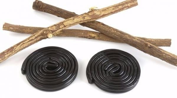 دراسة تحذر الحامل من تناول العرقسوس