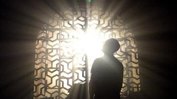 استشعار عظمة الله