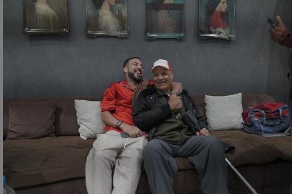 النجم العالمي "فرنش مونتانا" بين أحضان عائلته في الدارالبيضاء (صور)