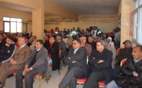 ثانوية الأمير مولاي عبد الله التأهيلية بالرشيدية، تخلد اليوم العالمي للفلسفة وتكرم الأستاذ لشهب