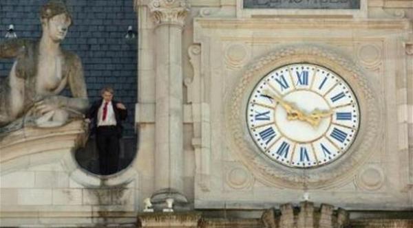 فرنسي يكشف ضعف الإجراءات الأمنية بالمطارات بالسفر من دون تذكرة