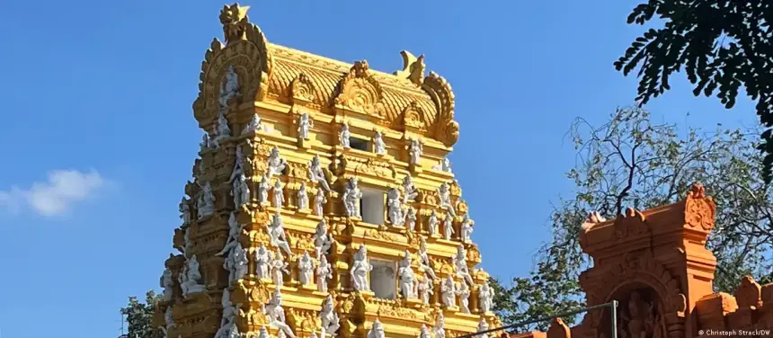 ألمانيا.. مساجد ومعابد تُفتح وكنائس تُغلق أبوابها