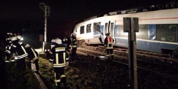 اصطدام قطارين قرب مدينة دوسلدورف الالمانية يوقع عشرات الجرحى