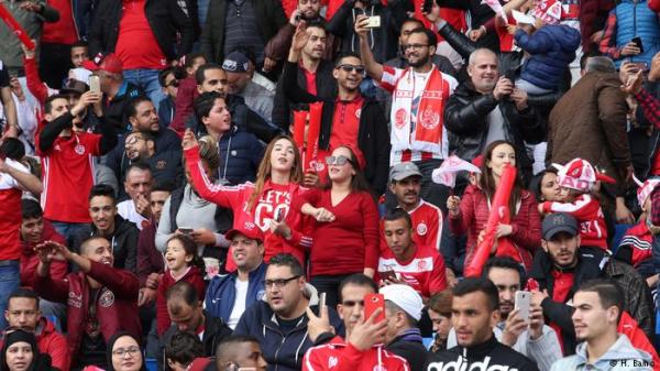 الاعلام الألماني يكشف عن المشاكل التي تواجه فتيات "الألتراس" داخل الملاعب المغربية