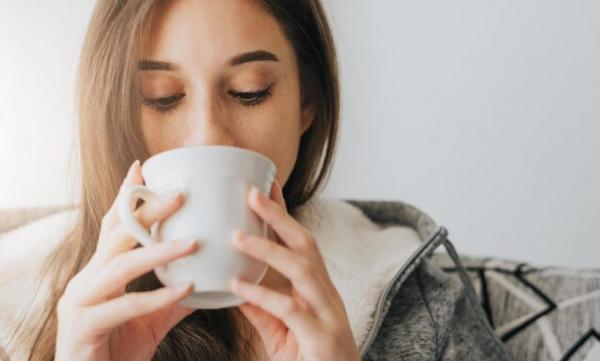 دراسة حديثة: تناول هذا المشروب بانتظام  يؤدي إلى "طول العمر'' ويقلل خطر الوفاة بنسبة 76%!