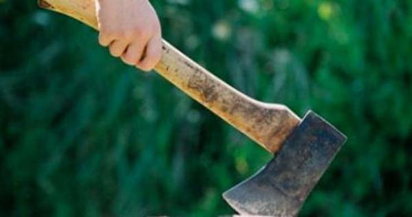 فاجعة..."مخزني" يقتحم منزل زوجة أبيه ويقطع جسدها بشاقور