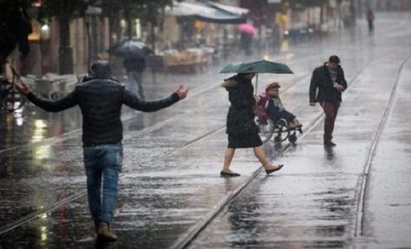 الأرصاد الجوية تبشر المغاربة بتساقطات مطرية بدءا من الغد