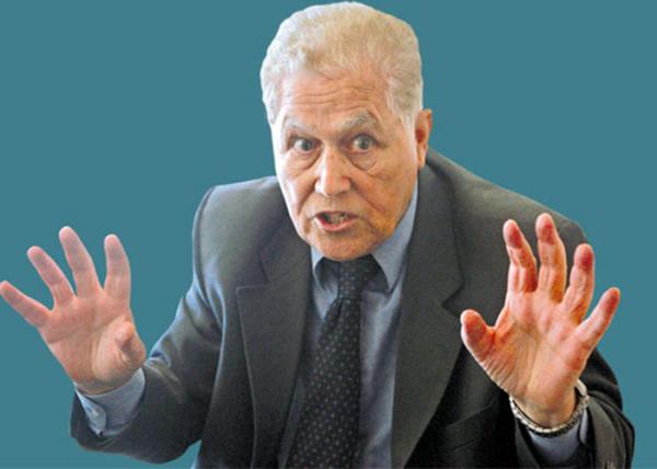 العروي: كل ما هو دنيوي يجب أن يخرج من يدي الملك