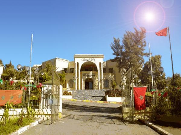 تنصيب المدير الجديد للمدرسة الوطنية للتجارة والتسيير بسطات