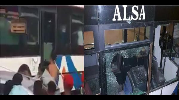 بالفيديو: تخريب حافلة بأكادير بسبب شجار بين مصطافين أغلبهم قاصرين