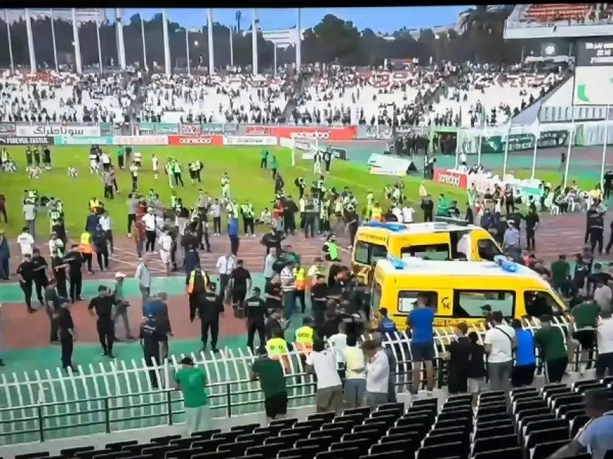 سقوط سياج في مدرجات ملعب 5 جويلية بالجزائر يُخلّف قتيلا ومصابين