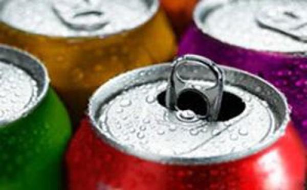 المشروبات الغازية تتسبب فى وفاة 200 ألف شخص سنويا