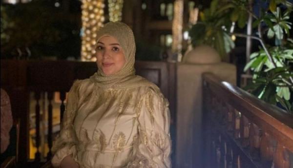 نداء استغاثة من يوتوبر مغربية معروفة تعرضت للضرب المبرح والطرد من بيت الزوجية بالإمارات