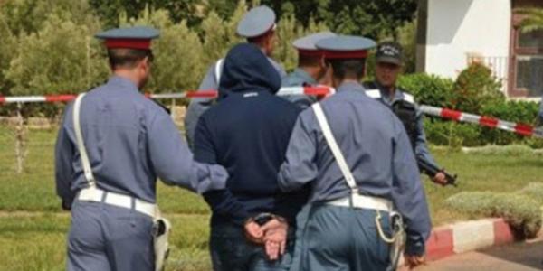 هكذا وقع رئيس عصابة خطيرة في قبضة الدرك الملكي واعتقال 4 من شركائه روعوا أصحاب السيارات!