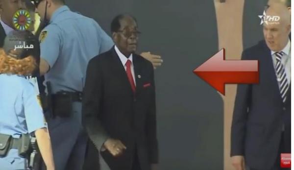 رئيس إفريقي داعم للبوليساريو جاي سكران لكوب 22 .. شوفو كيفاش عاقو به