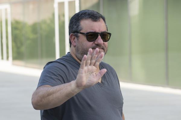 "مينو رايولا" وكيل أعمال "نصير مزراوي" وعدد من النجوم ينفي خبر وفاته!