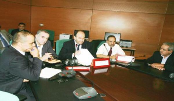 اختلالات بمندوبية مكتب التسويق والتصدير بباريس تضيع ملايير سنتيمات