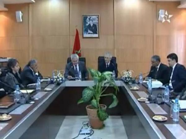 تذاكر طيران مجانية للطلبة 