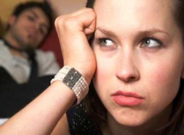 دراسة: النساء المتزوجات لا يكتئبن