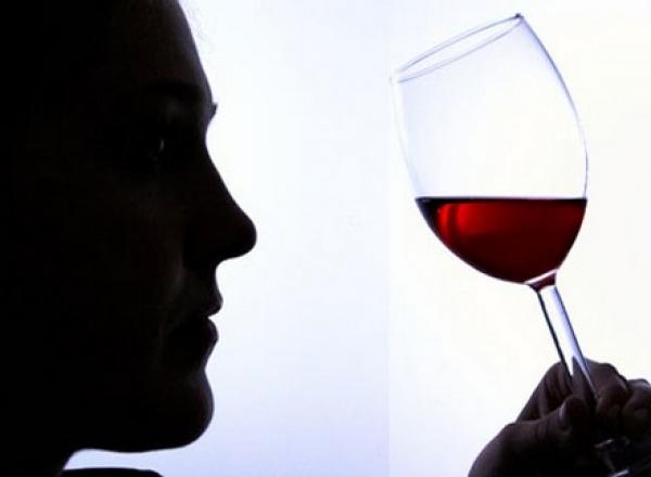 دراسة أمريكية: الصلاة تساعد على الإقلاع عن شرب الخمر