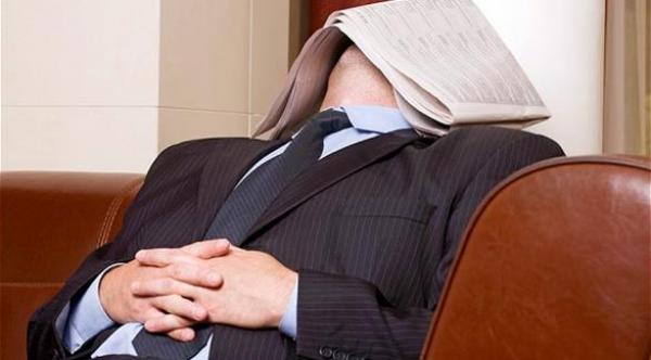 6 أسباب تدعوك للقيلولة أثناء النهار