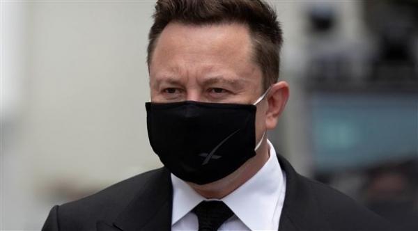 إيلون ماسك يتعاون مع شركة لإنتاج 405 ملايين جرعة من لقاح ضد كورونا