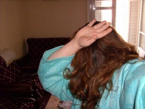 زوج يضبط زوجته في حضن عشيقها داخل غرفة النوم بطنجة