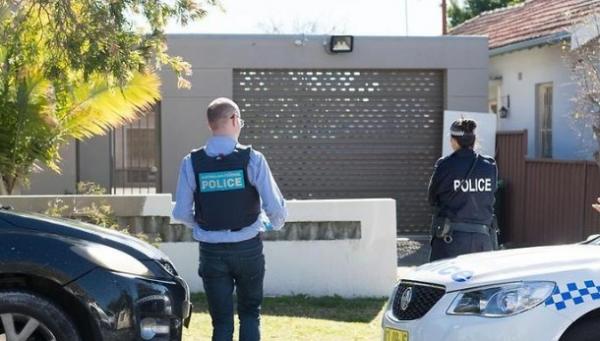 في حلقة جديدة من المسلسل الدامي...عصابات المافيا تطلق النار على منزل أسرة مغربية بهولندا وهذه هي الحصيلة