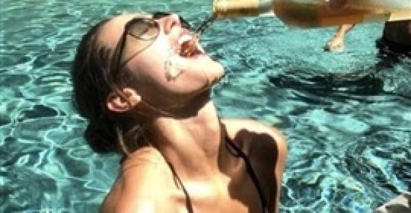 بالفيديو والصور.. شاهد كيف يقضي أبناء الأغنياء إجازة الربيع