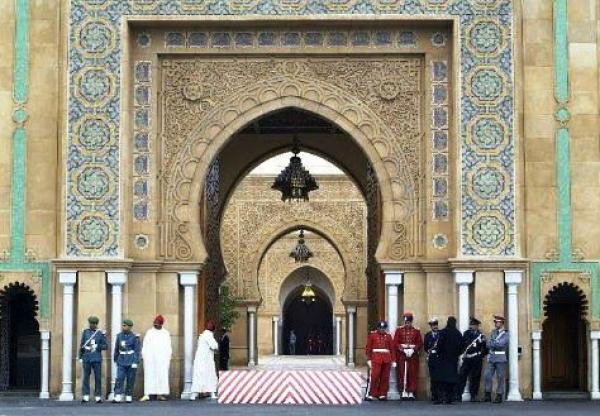 خطير.. الدرك يطيح بشبكة للنصب باسم دبلوماسيين وأمراء بالقصر الملكي