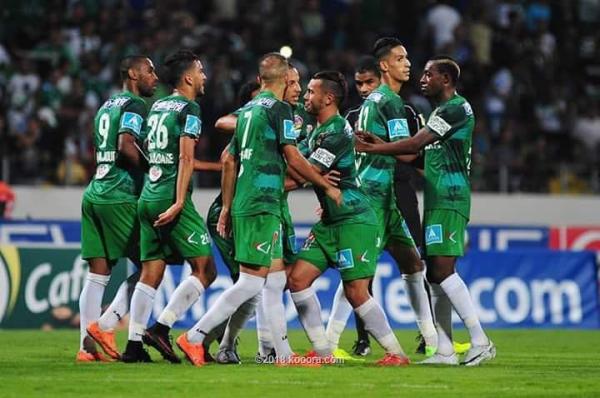 بالصور.. الرجاء يخطف نجمي الدفاع الجديدي