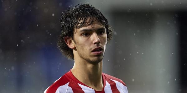 "جواو فيلكس" يتعرض لالتواء في رباط الركبة