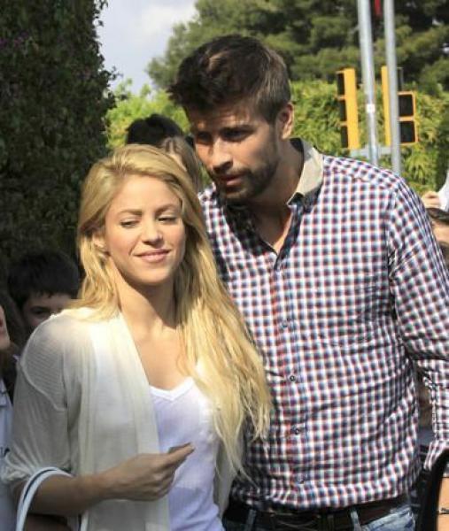 بيكيه: أرغب أن أكون رئيسا لبرشلونة