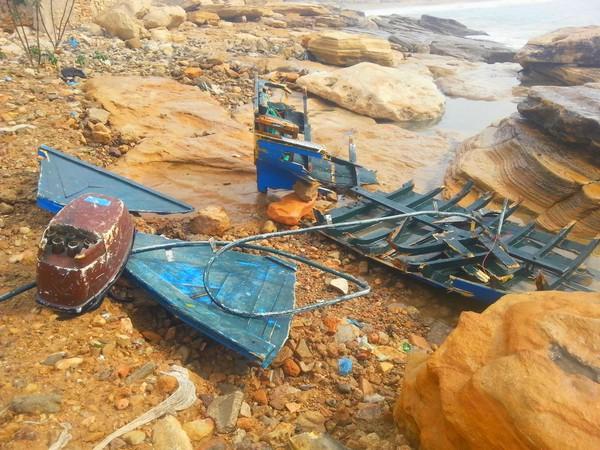 البحرية الملكية تنقذ 18 شخصا من الغرق كانوا على متن قارب صيد جنوب الداخلة 