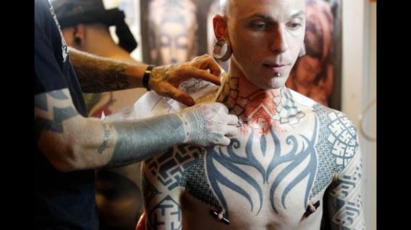 أردوغان يعلن الحرب على "الأوشام" في تركيا