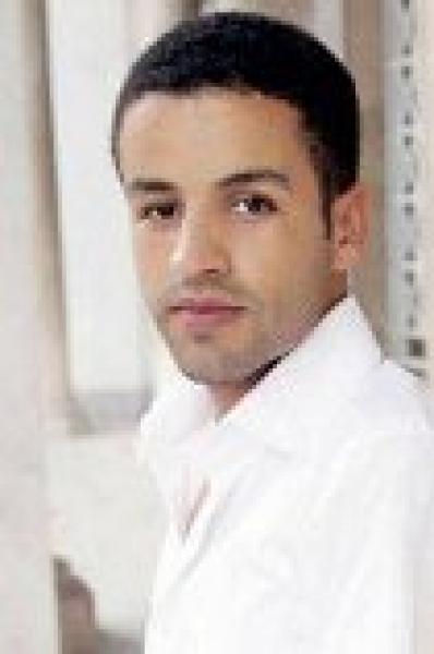 لا أحد يشكو من الربيع بإستثناء الأمازيغ: شرف العلمانية وحلاوة إمارة المؤمنين