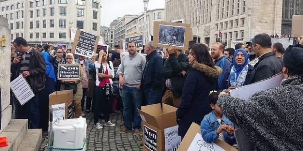 مسلمون ببلجيكا يرفعون شعار «لا تلمس خروفي»