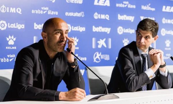 "إسبانول" يعلن إقالة مدربه "أبيلاردو"