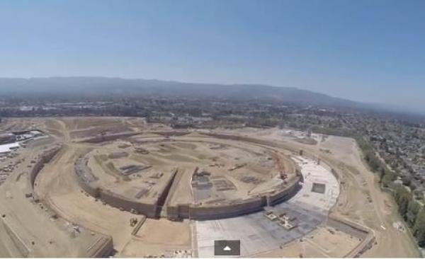 بالفيديو: أولى المشاهد لمقر "آبل" الجديد على شكل مركبة فضائية