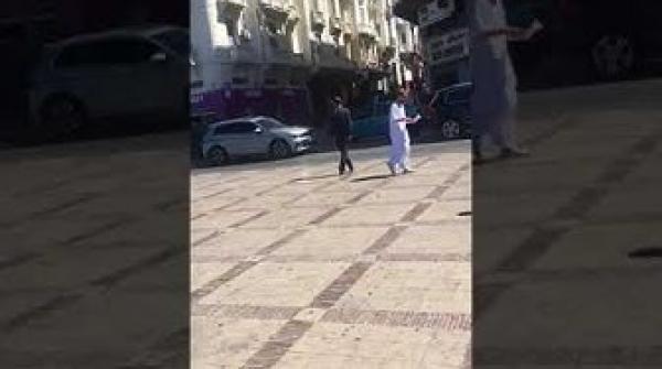 شاهد كيف تمت سرقة شخص بالعلالي في طنجة