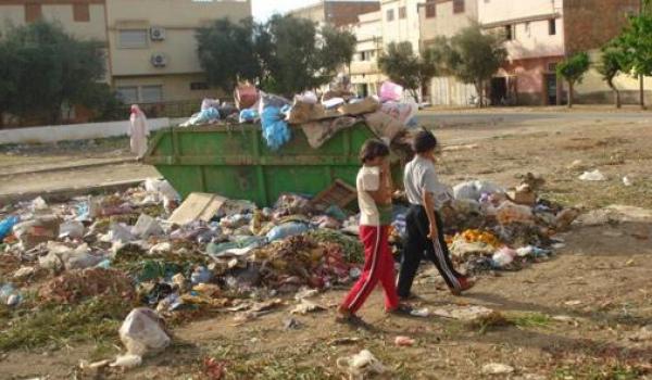 سوء تدبير شركات النظافة جعل الدارالبيضاء  أكبر مزبلة في المغرب