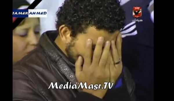 بكاء وانهيار لاعبى الاهلى فى العزاء 