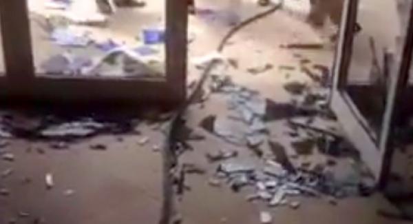 بالفيديو : حي سباتة.. مجموعة من المراهقين خرجو كيهرسو و ضربو في عباد الله