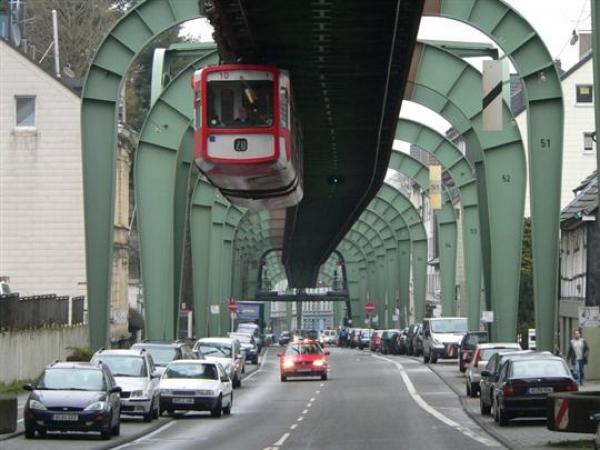 ساجد يتخلى عن مشروع الترامواي المعلق و يعوضه بأربعة خطوط أرضية