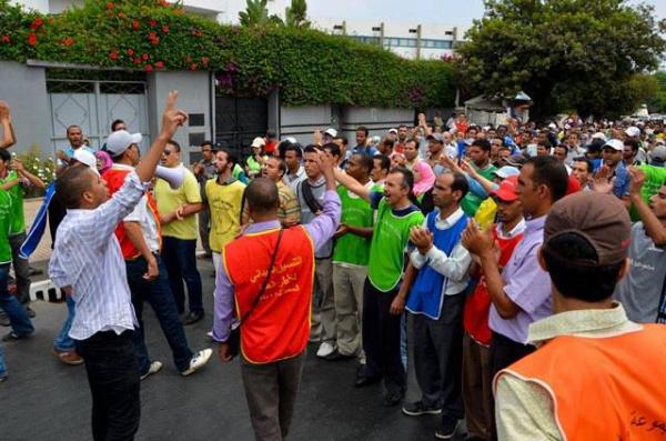 المعطلون يردون على منتقدي احتجاجهم أمام بيت بنكيران