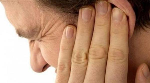 "بثور الأذن"..أسبابها وكيفية مواجهتها